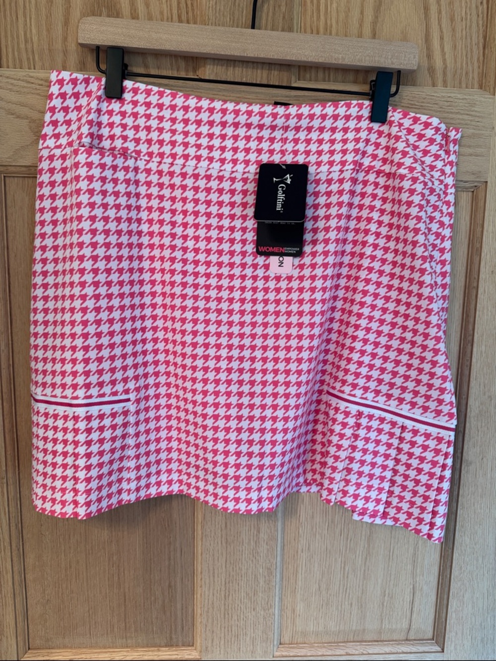 Golftini Women's Pink & White Houndstooth Mini Skirt size 14